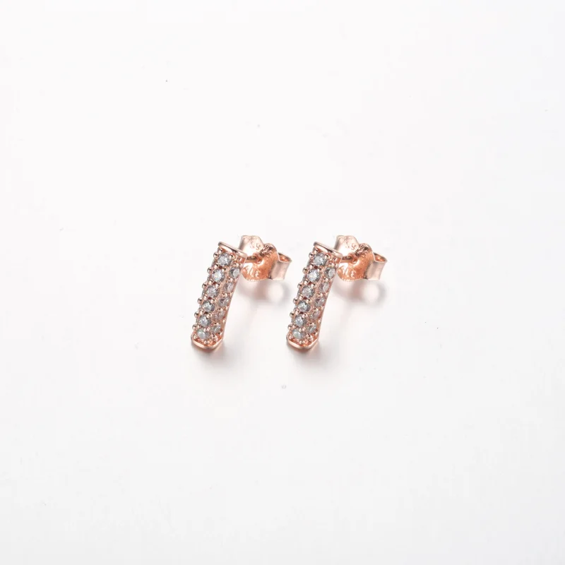 (изображение за) Pandora Timeless Pavé Единичен ред Бар Студ Обици - 262626C01 - Преглед 2