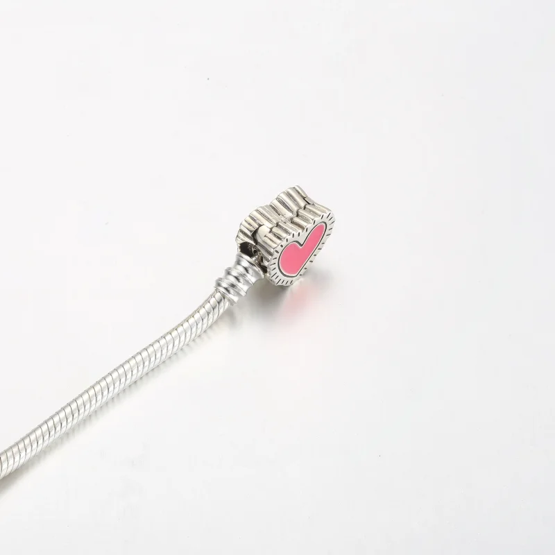 (изображение за) Гривна Keith Haring™ x Pandora Moments Radiant Heart Snake Chain - 592217C01 - Преглед 4