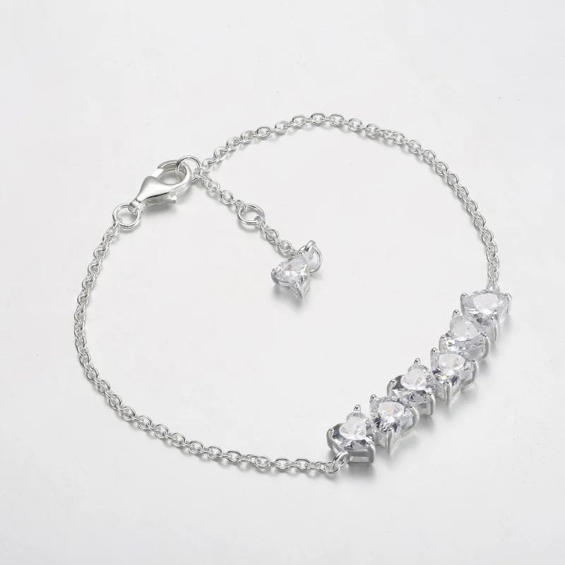 (изображение за) Гривна с верига Pandora Sparkling Endless Hearts - 591162C01 - Преглед 2