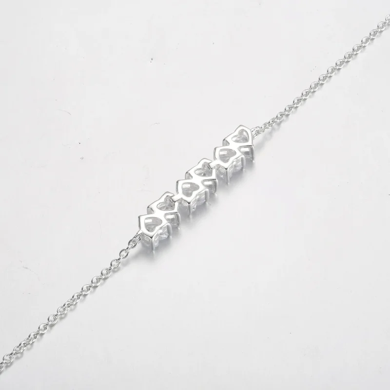 (изображение за) Гривна с верига Pandora Sparkling Endless Hearts - 591162C01 - Преглед 6