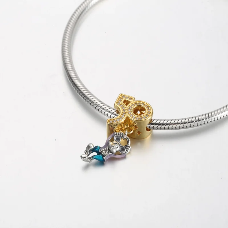 (изображение за) Pandora Disney Parks Висящ талисман за 50 години Мики Маус - 769597C01 - Преглед 6