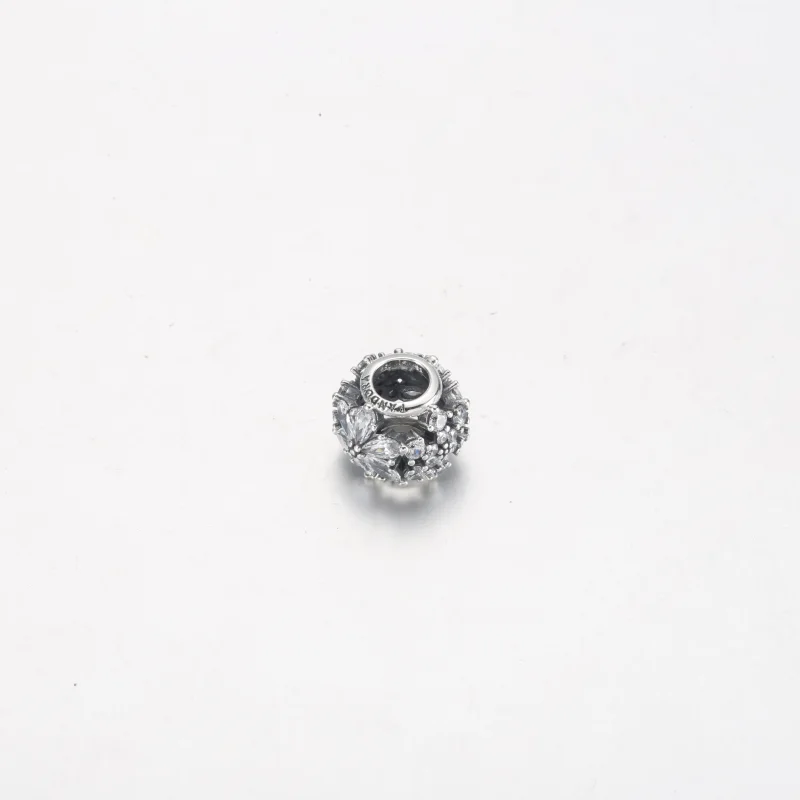 (изображение за) Pandora Sparkling Herbarium Cluster Round Charm - 792383C01 - Преглед 3