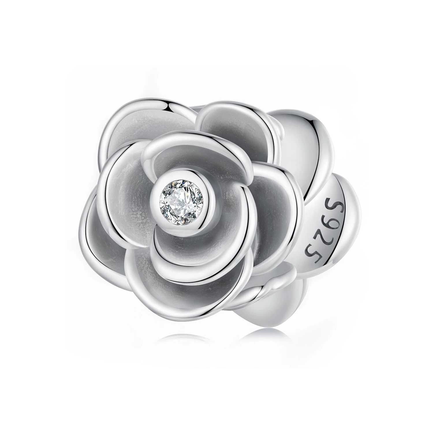 триизмерен талисман с роза в стил pandora scc2705