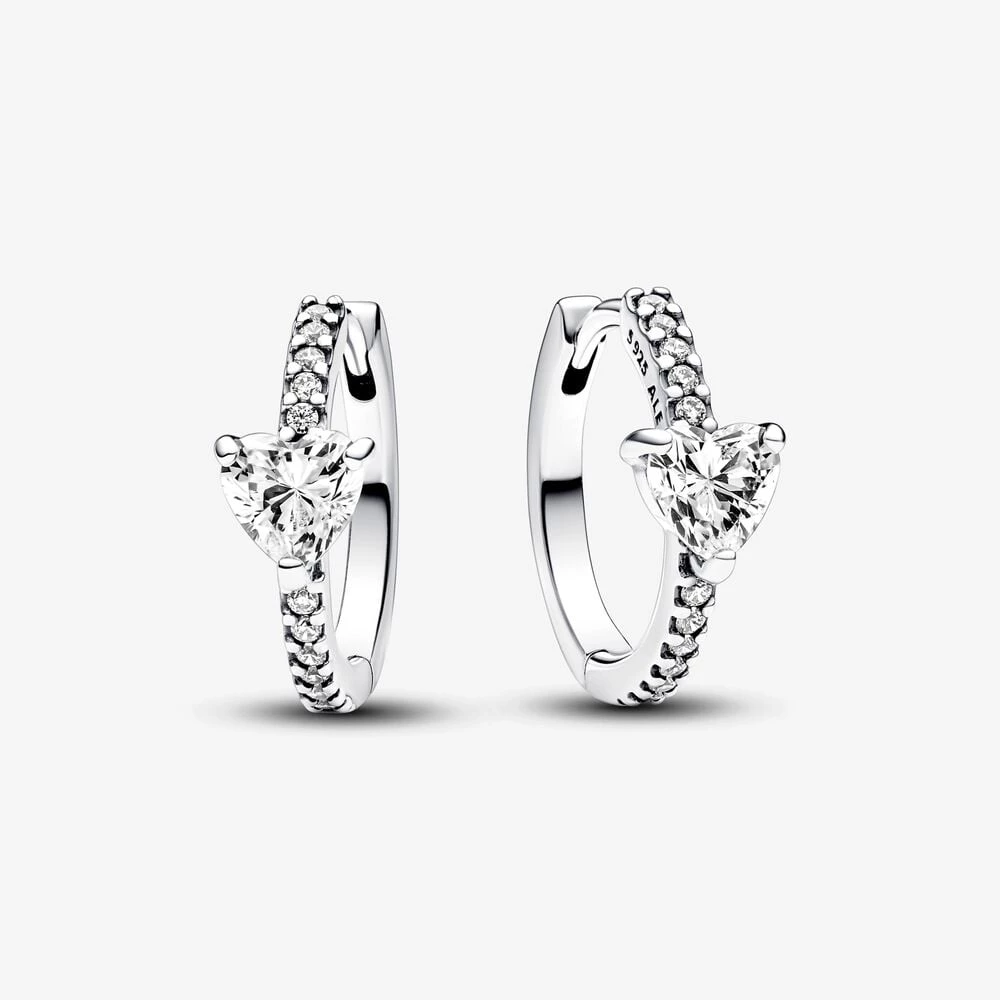 обеци с искрящи сърца на pandora 293101c01